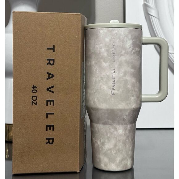 LIMITED EDITION HydroJug x Fabletics 40oz Traveler, DRIED SAGE TIE DYE TEXTURE - Picture 6 of 6